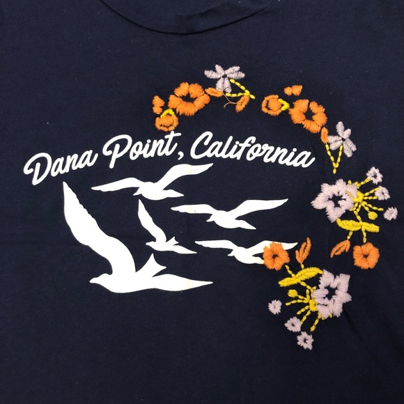NWT Dolan Left Coast Graphic Embroidered T - Picture 2 of 5
